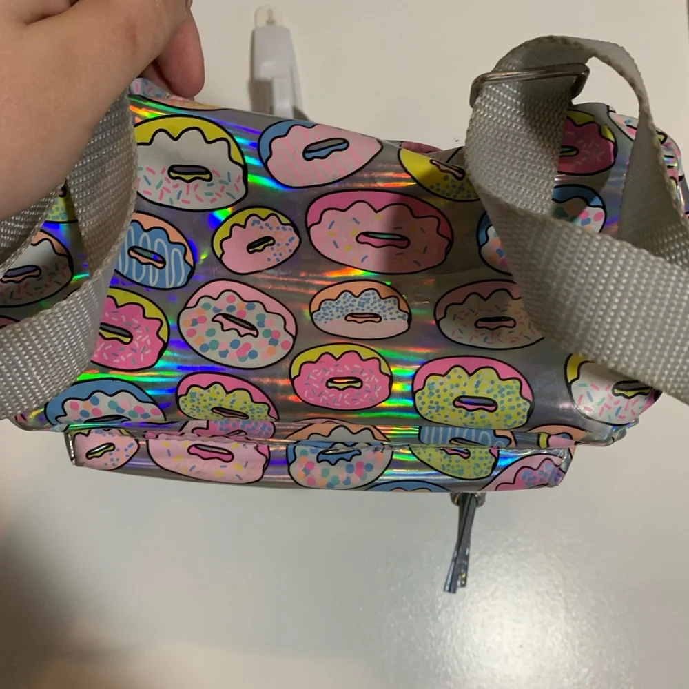 🖤Small reflective backpack🖤 - Picture 6 of 7